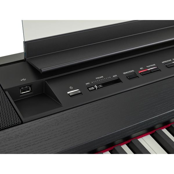 Yamaha P-525