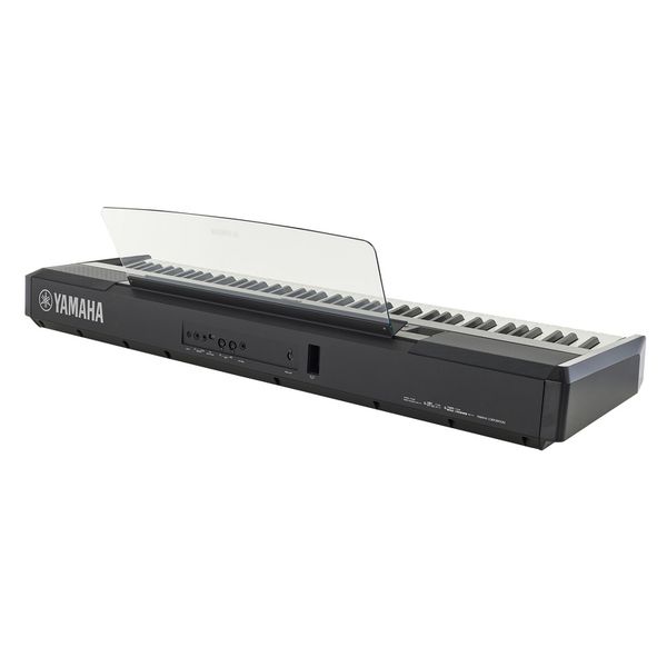 Yamaha P-525
