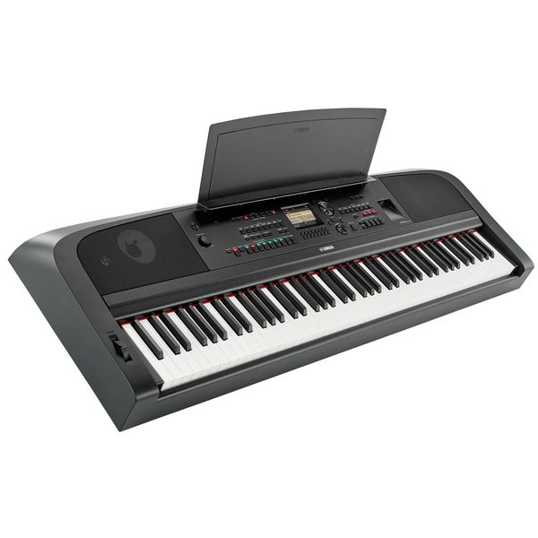 Yamaha DGX-670 Yamaha DGX-670