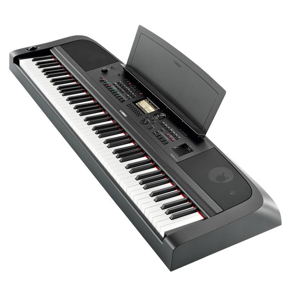 Yamaha DGX-670 Yamaha DGX-670